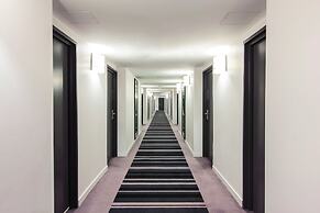 Novotel Sydney International Airport Hotel