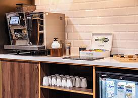 Holiday Inn London-Gatwick Airport by IHG