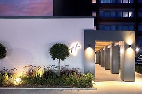 Holiday Inn London-Gatwick Airport by IHG