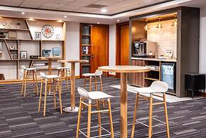 Holiday Inn London-Gatwick Airport by IHG