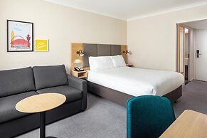 Holiday Inn London-Gatwick Airport by IHG