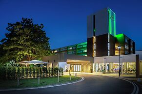 Holiday Inn London-Gatwick Airport by IHG