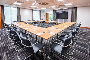 Holiday Inn London-Gatwick Airport by IHG