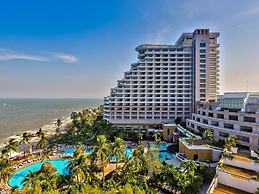 Hilton Hua Hin Resort & Spa
