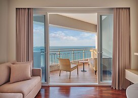 Hilton Hua Hin Resort & Spa