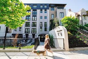 The Normandy Hotel