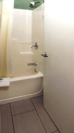 Executive Inn Opp