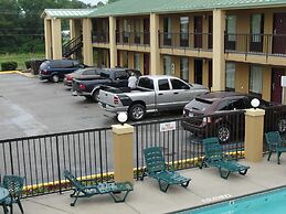 Executive Inn Opp