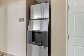 Comfort Suites Normal University area