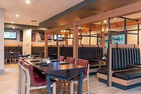 Delta Hotels by Marriott Kalamazoo Conference Center