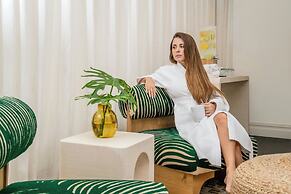 Renaissance Orlando Resort – Disney Springs® Area