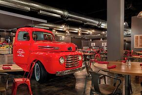 Renaissance Orlando Resort – Disney Springs® Area