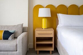 Renaissance Orlando Resort – Disney Springs® Area