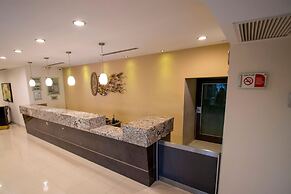 Araiza Palmira Hotel