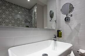 Holiday Inn Manchester - Oldham by IHG