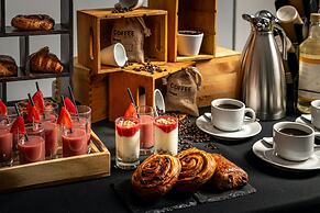 Holiday Inn Manchester - Oldham by IHG