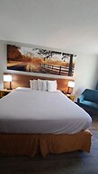 Days Inn & Suites by Wyndham Rocky Mount Golden East