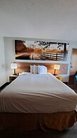 Days Inn & Suites by Wyndham Rocky Mount Golden East