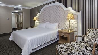 Holiday Inn Queretaro-Centro Historico by IHG