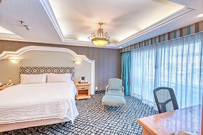 Holiday Inn Queretaro-Centro Historico by IHG