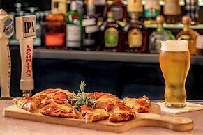 Courtland Grand Hotel, Trademark Collection by Wyndham