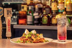 Courtland Grand Hotel, Trademark Collection by Wyndham