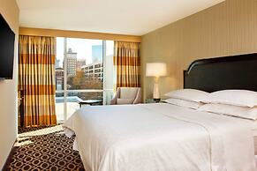 Courtland Grand Hotel, Trademark Collection by Wyndham