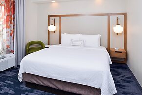 Fairfield Inn & Suites by Marriott Arlington Six Flags