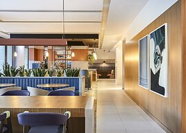 Crowne Plaza Paris Republique by IHG