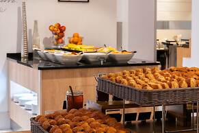 Crowne Plaza Paris Republique by IHG