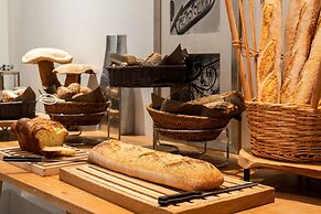 Crowne Plaza Paris Republique by IHG