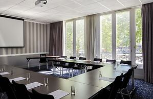 Crowne Plaza Paris Republique by IHG