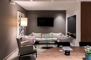 Crowne Plaza Paris Republique by IHG