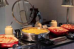 Crowne Plaza Paris Republique by IHG