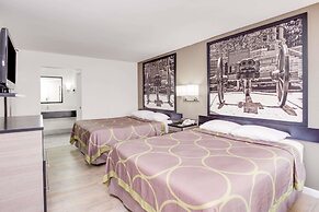 Super 8 by Wyndham Dalton