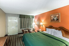 Quality Inn & Suites Macon North