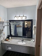 Quality Inn & Suites Macon North