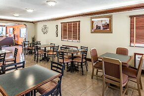 Quality Inn & Suites Macon North