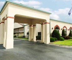 Days Inn & Suites by Wyndham Columbia Airport