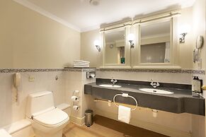 Holiday Inn London - Sutton by IHG