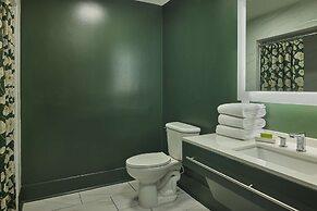 The Partridge Inn Augusta, Curio Collection by Hilton