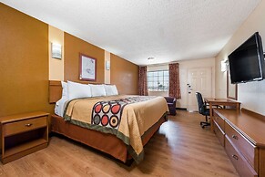 Super 8 by Wyndham Waco/Mall area TX