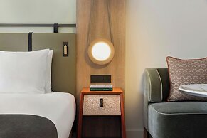 Imperial Riding School, Autograph Collection