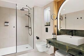 Imperial Riding School, Autograph Collection