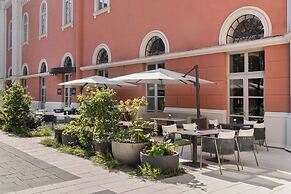 Imperial Riding School, Autograph Collection