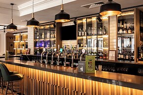 Holiday Inn Guildford by IHG