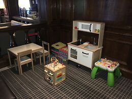 Holiday Inn Guildford by IHG