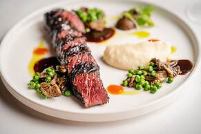 Le Centre Sheraton Montreal Hotel