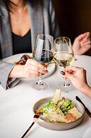 Le Centre Sheraton Montreal Hotel