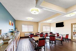 Quality Inn and Suites Springfield Southwest near I-72